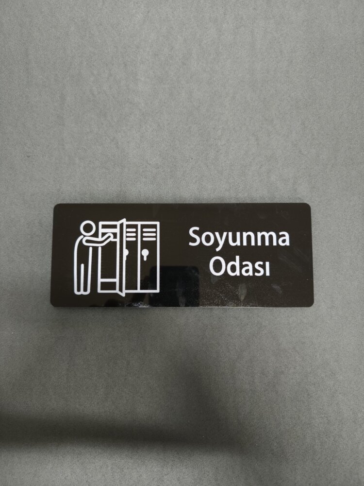 Soyunma Odası Tabelası Pleksi - Görsel 3